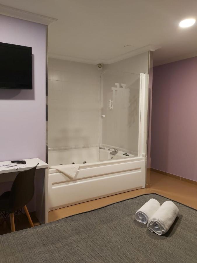 Hotel Reigosa 庞特维德拉 外观 照片